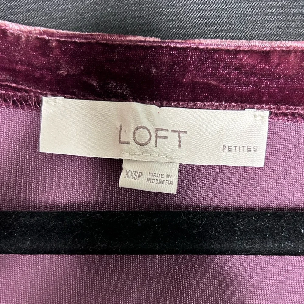 LOFT Women's Crushed Coquette Velvet Blouse Pink Rose Valentines Day Puff Sleeve